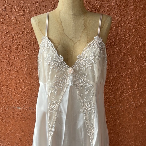 Alexandra Nicole - Picture 3 of 6